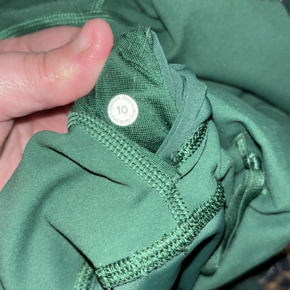 Lululemon leggings Size 10 - Picture 3 of 5